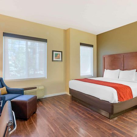 Comfort Inn & Suites Near Ontario Airport Exterior photo